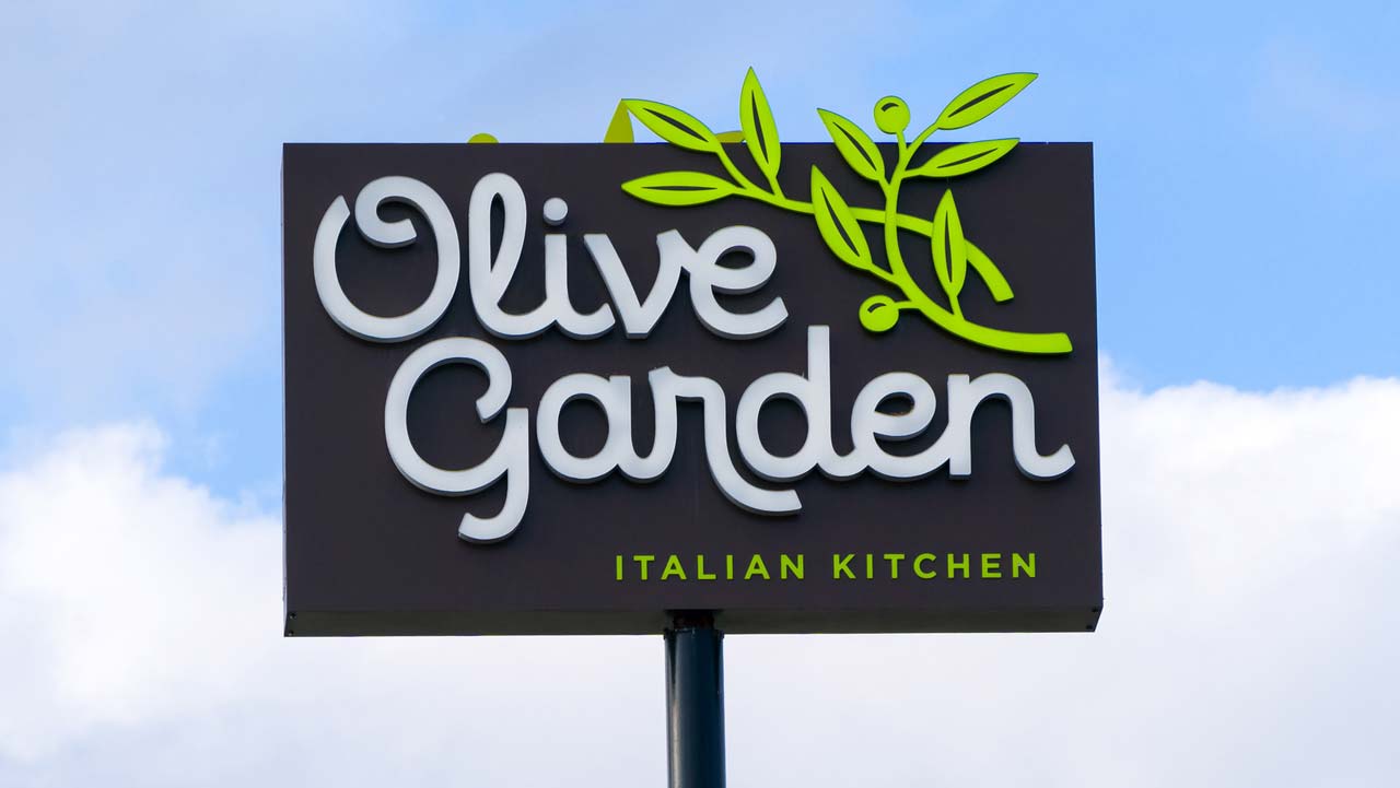does olive garden take apple pay