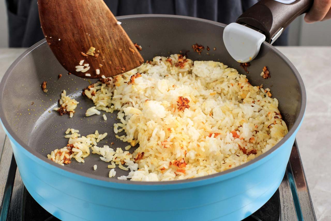 how to fry rice before cooking
