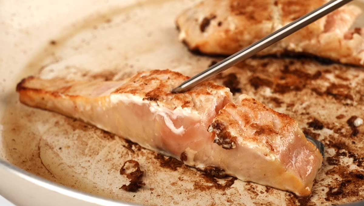 How to Tell If Cooked Salmon Is Bad?